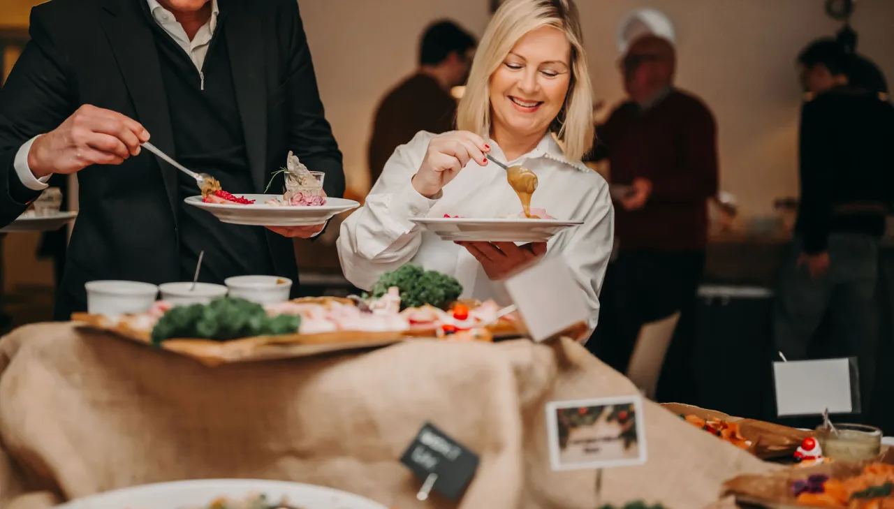 Julbord på ljungskile folkhögskola